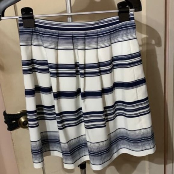 Vince Camuto Pleated Striped Skirt - Picture 1 of 7